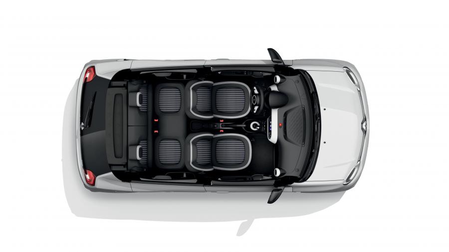 Интерьер Renault Twingo Z.E. 2020 года  (WW) (фото 7 из 27)